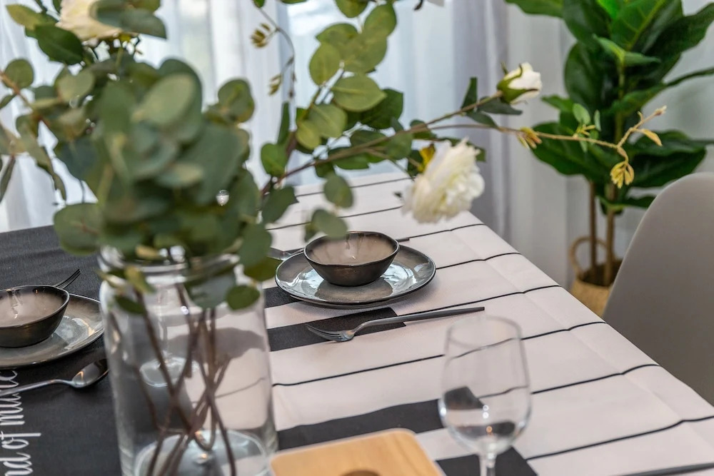 Locals Boutique Apartment Huafa Plaza 35