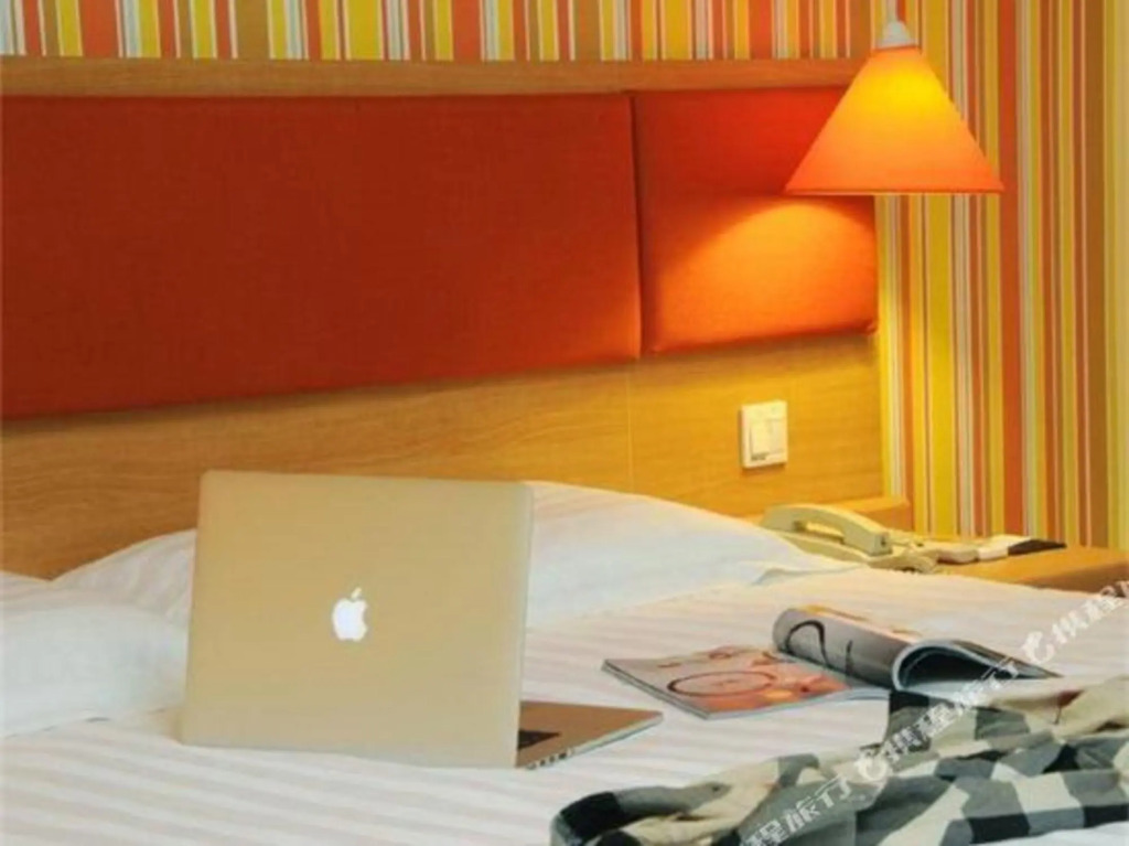 Mingsheng Qingya Hotel (Handan Xuechi Road)