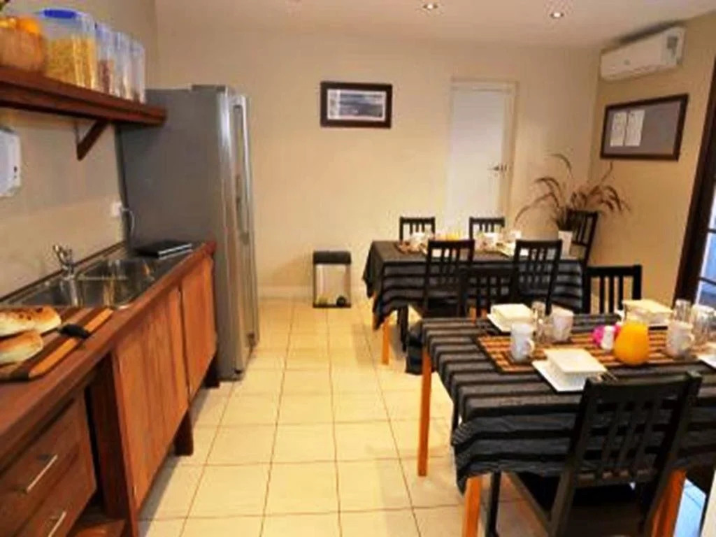Waikiki Beach Bed and Breakfast