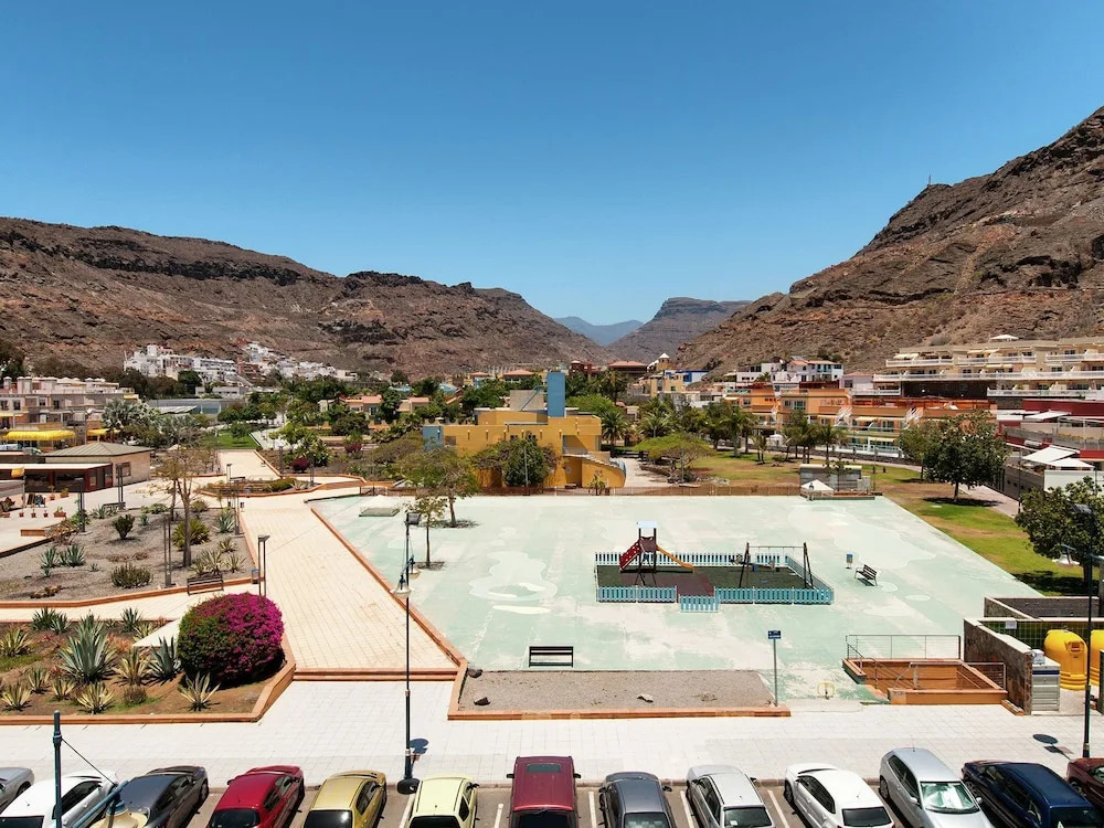 Apartment in Heart of Mogan near Beach