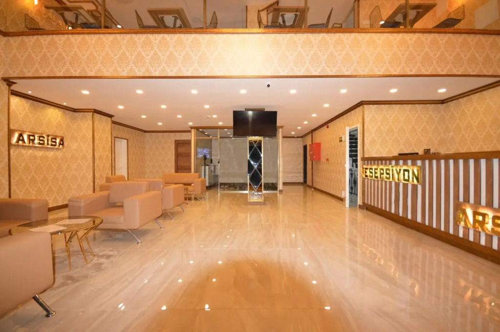 Arsisa Hotel