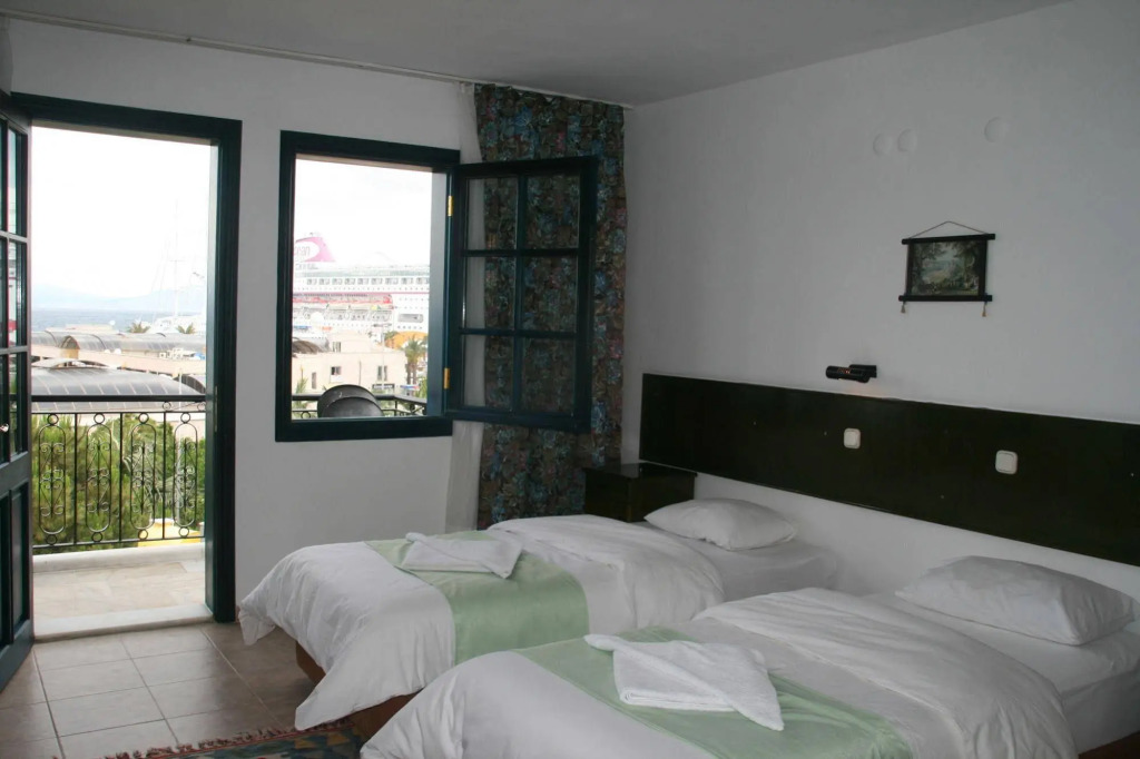 Liman Hotel
