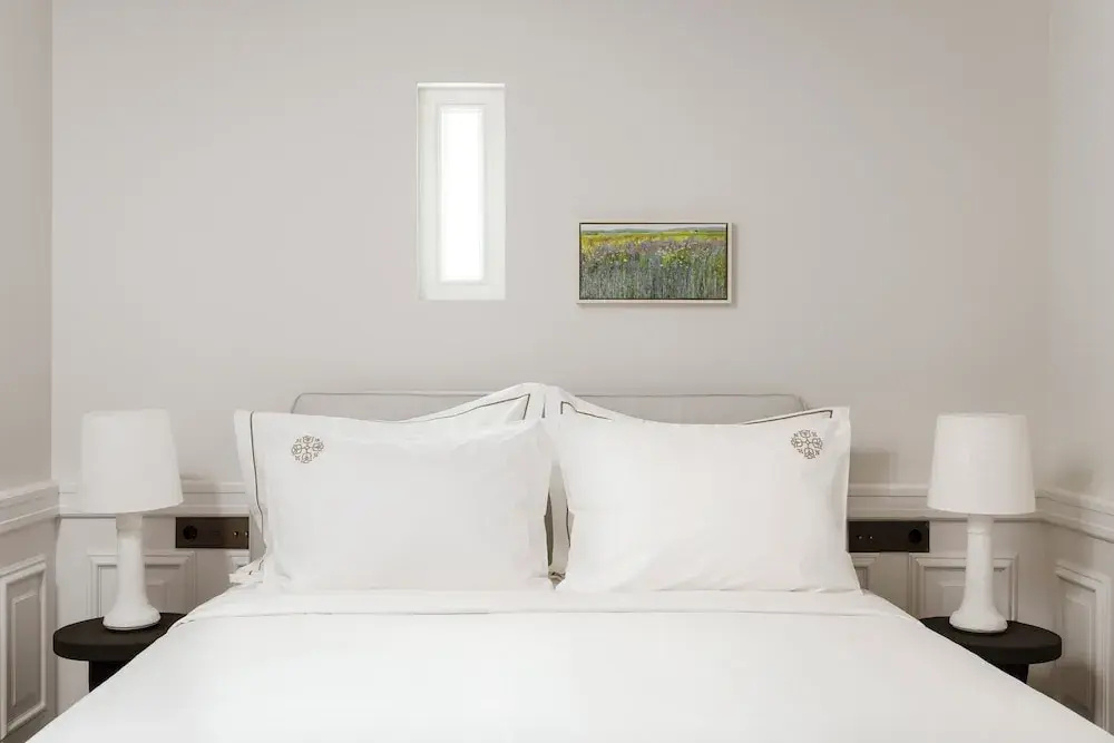 Emperose Residence