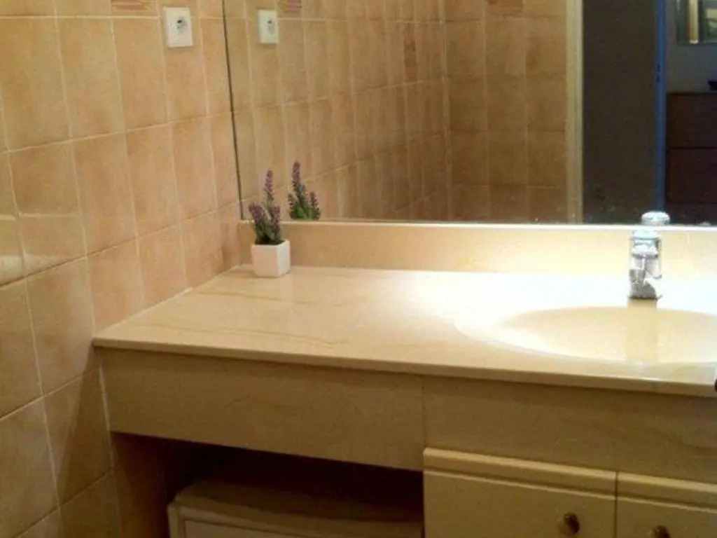 Appartement Hyères, 2 pièces, 4 personnes - FR-1-335-79