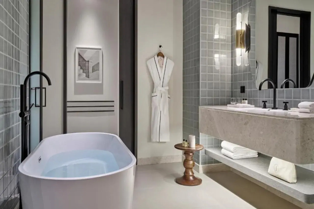 Grand Josun Hill Suite