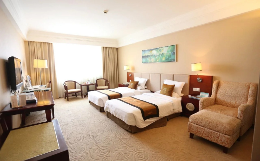 Royal Crown Hotel
