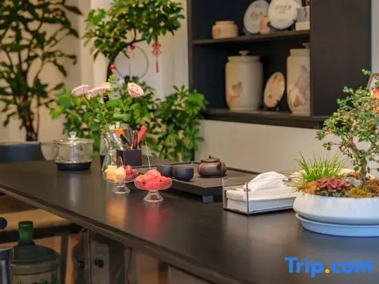 Mocheng Homestay (Jianshui Excursion Train)