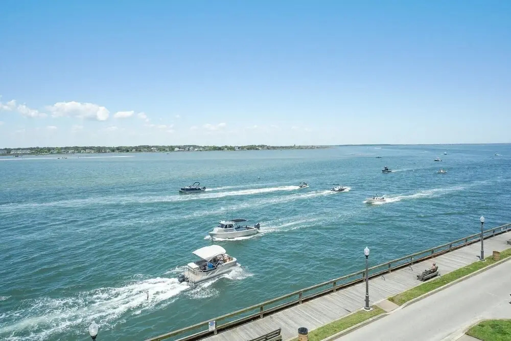 Crab Cove On The Bay 407 3 Bedroom Condo by RedAwning