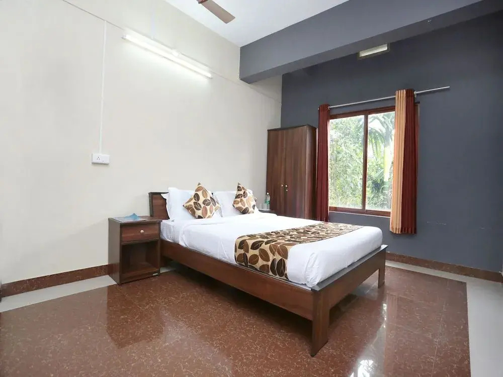 OYO 10387 Edakkal Holiday Home