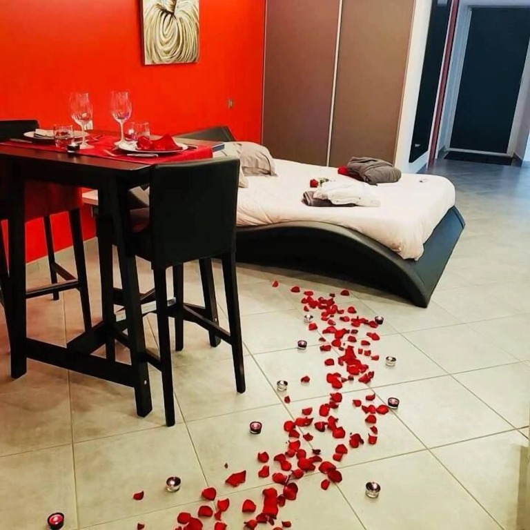 Dampierre Love