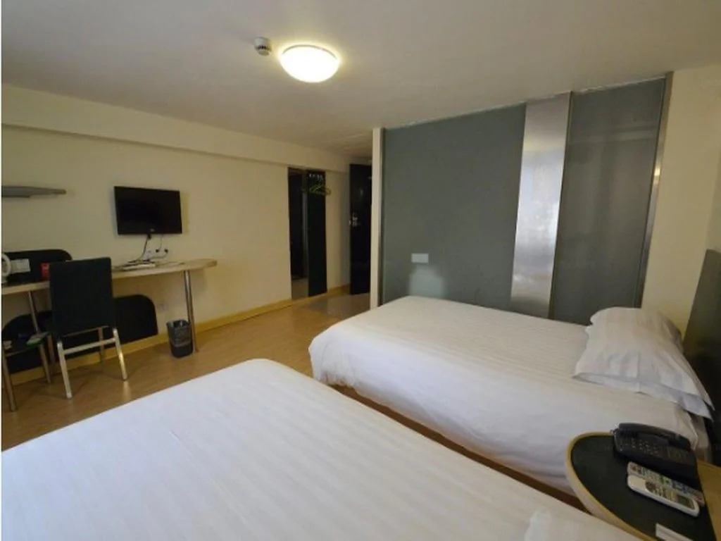 Motel 168 Nanjing Hu Ju Road Inn