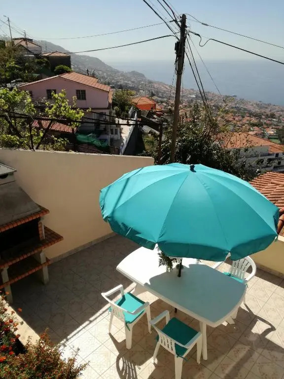 The Hill View House