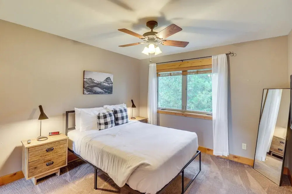 Pet-friendly Columbia Falls Home w/ Gas Grill!