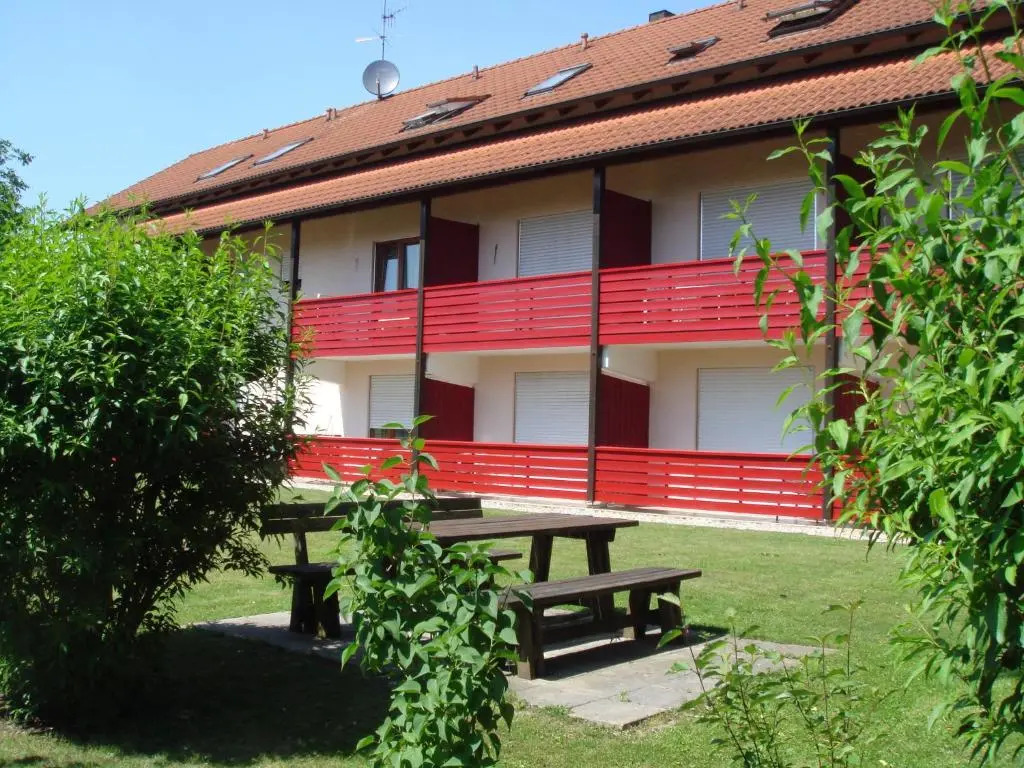 Landhaus Vogelweide - 2 Zimmer Mit Balkon
