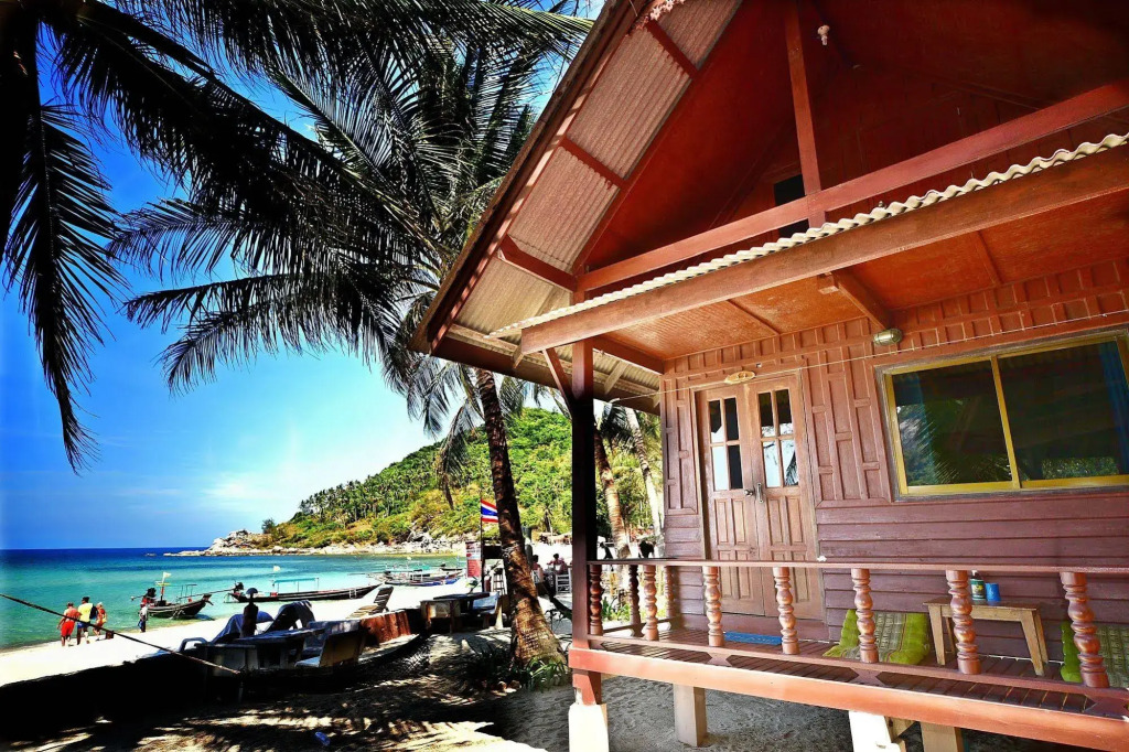 Haad Khuad Resort
