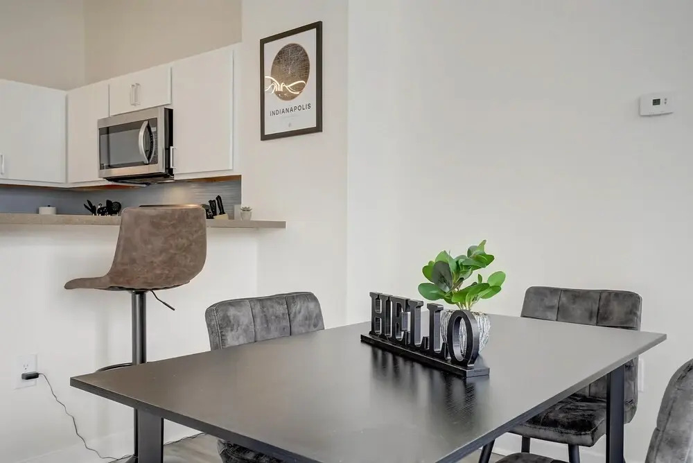 Amazing Downtown 1BR at Historic Block