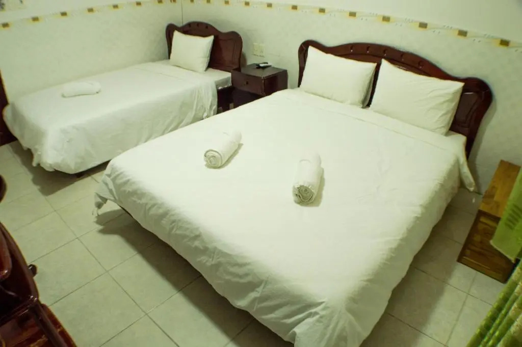 DKs Backpacker Hotel