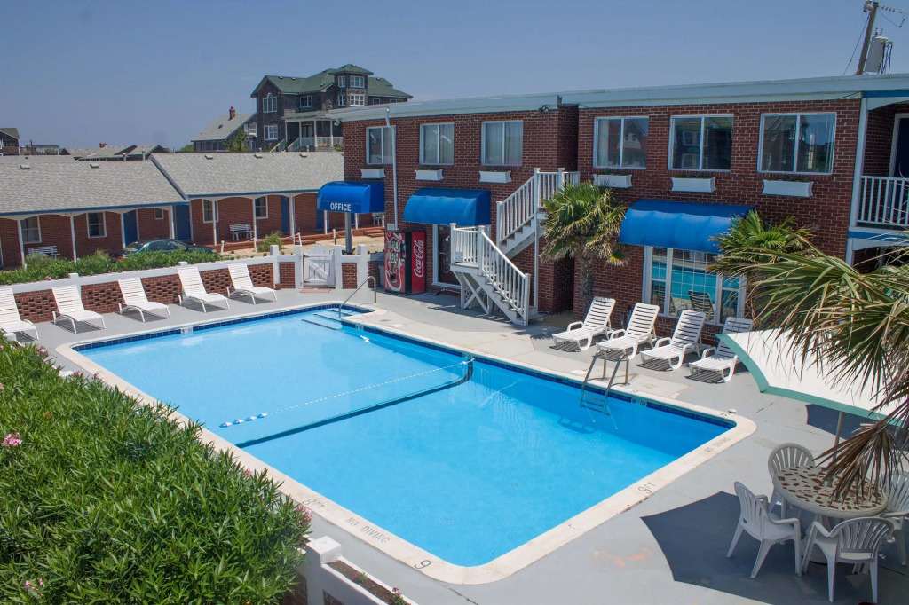 Colonial Inn