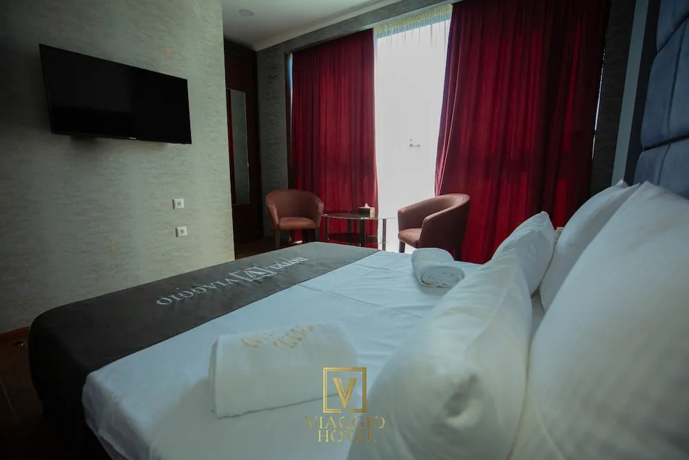 V hotel & tours