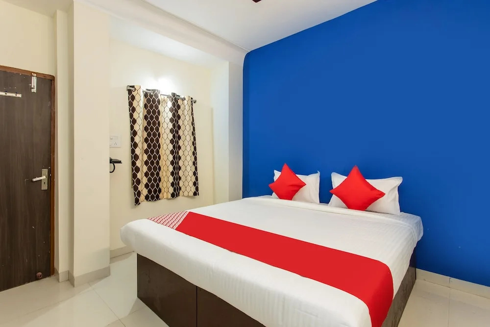 Oyo 27862 Shree Devina Palace