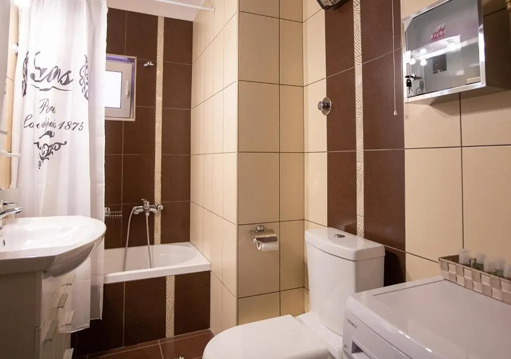 V Luxury Apartment 1