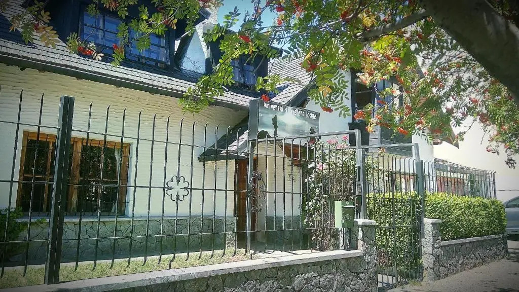 Universal Travellers Hostel