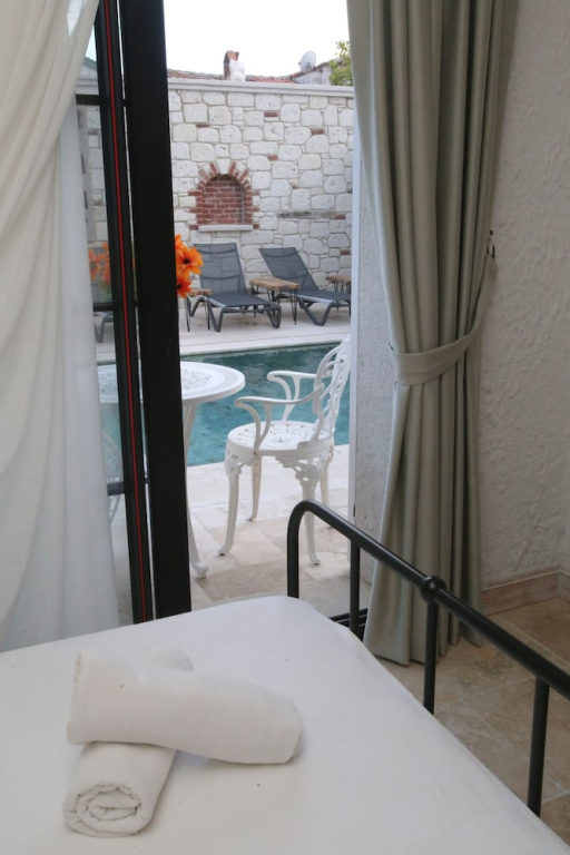 Alaçatı Taş Otel