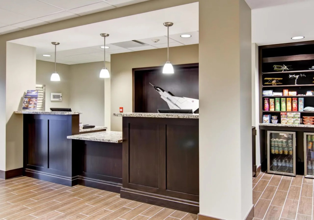 Best Western London Airport Inn & Suites
