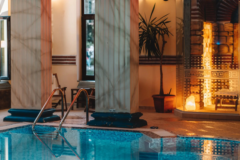 Saint George Hotel & Medical Spa