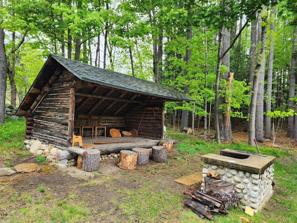 Trail's End Inn