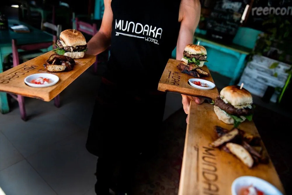 Mundaka Hostel y Bar