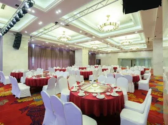 Shenyang Shouyao Hotel (Shengjing Grand Outlets, Olympic Sports Center Metro Station Branch)