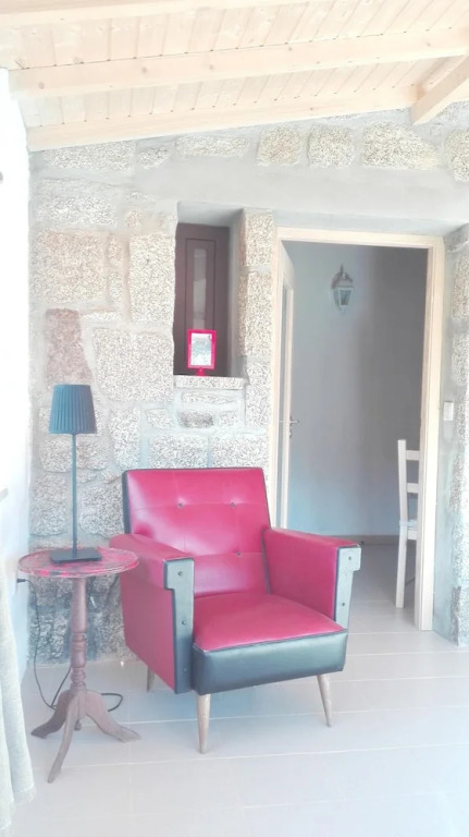 House with 2 Bedrooms in Cabril , with Wifi