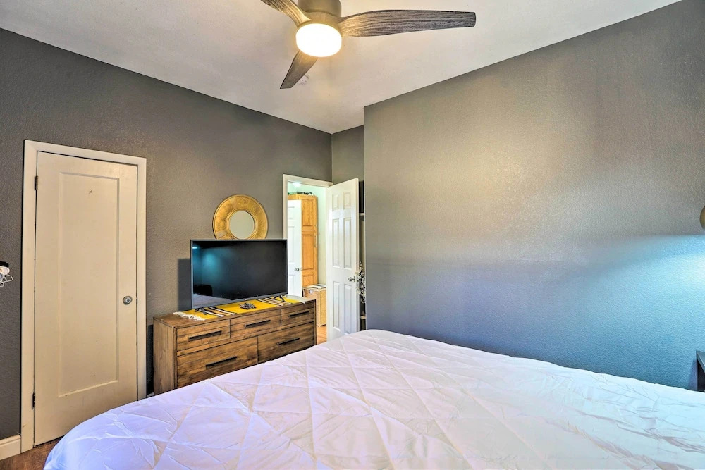 1/2 Mi to Tennyson: Pet-friendly Denver Gem