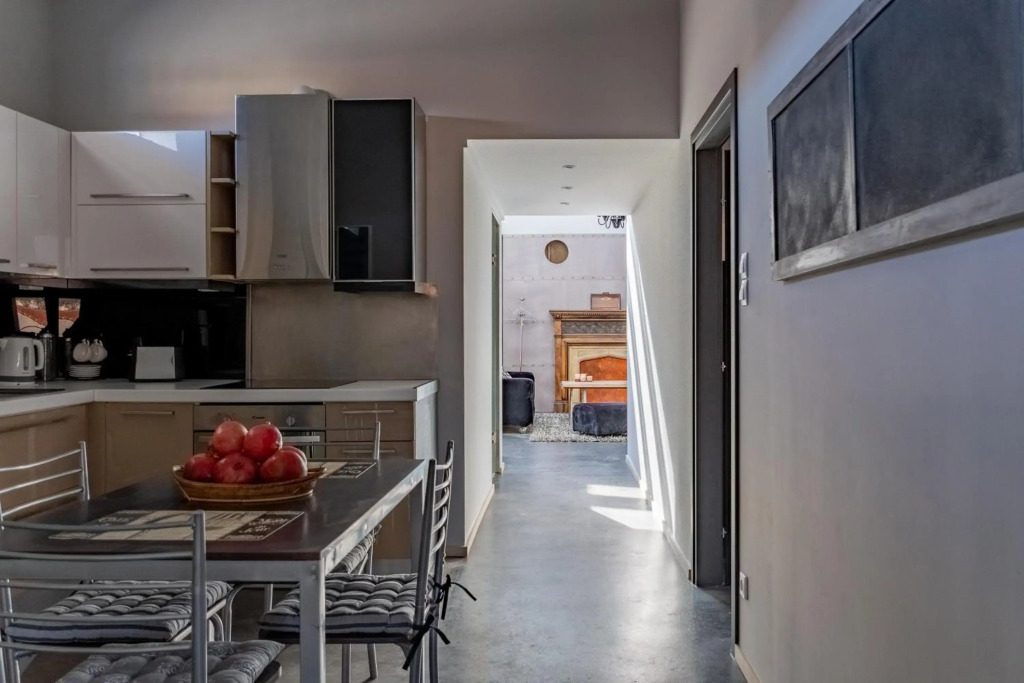 Sinanis city home