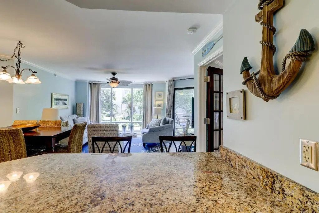 Wonderful Luxury Updated Villamare with Pool Bikes & Beach Gear included