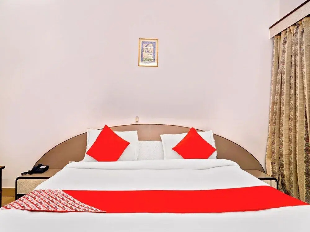 Hotel Darshan Towers