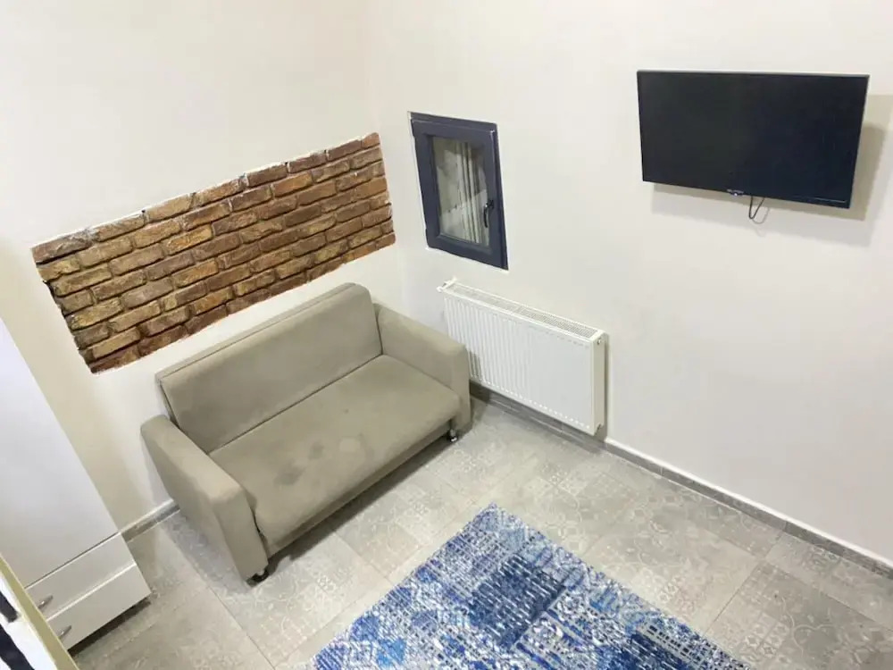 Central and Cozy Studio Flat Near Istiklal Street