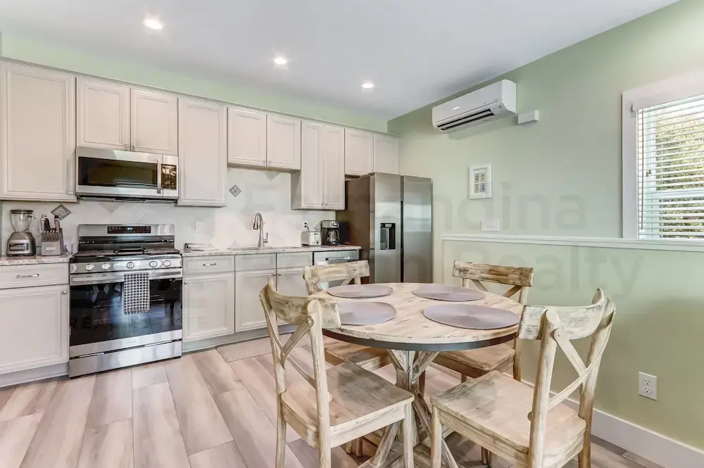 Brand New Build Dog Friendly Close to Ocean! Above Garage Condo 5631
