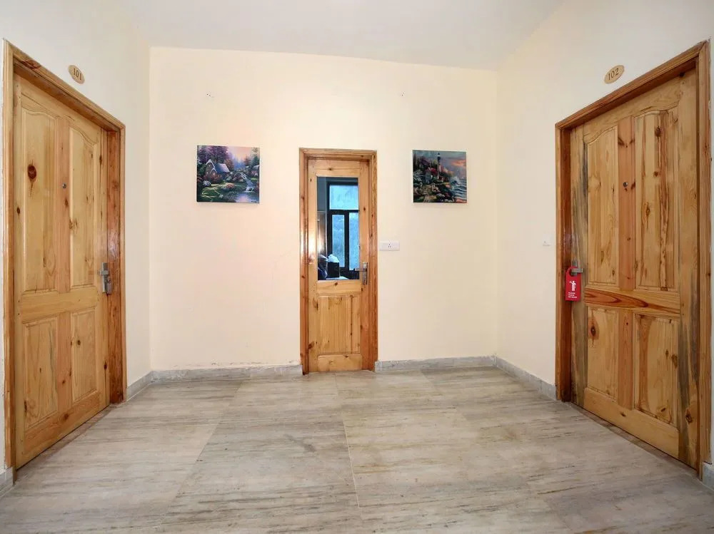 Hotel OYO 9995 Manali Plaza