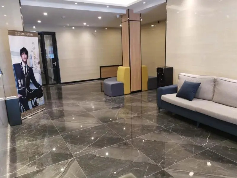 Green Tree Inn Express Jinan Huaiyin District Jingshi Road Children's Hospital