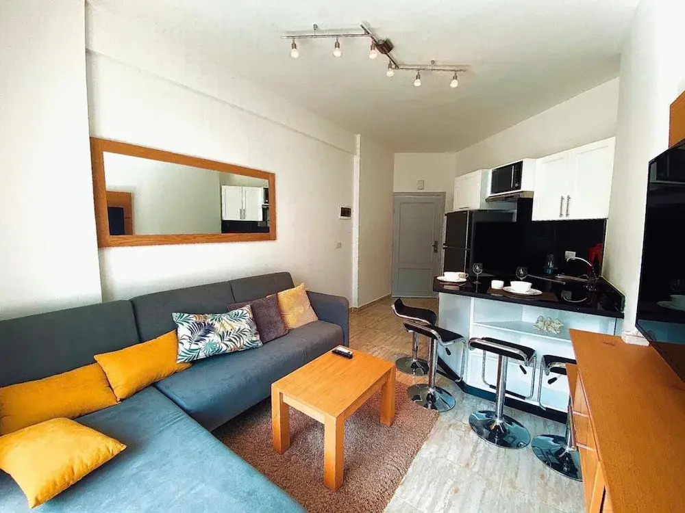 Brand new 2-bed Apartment