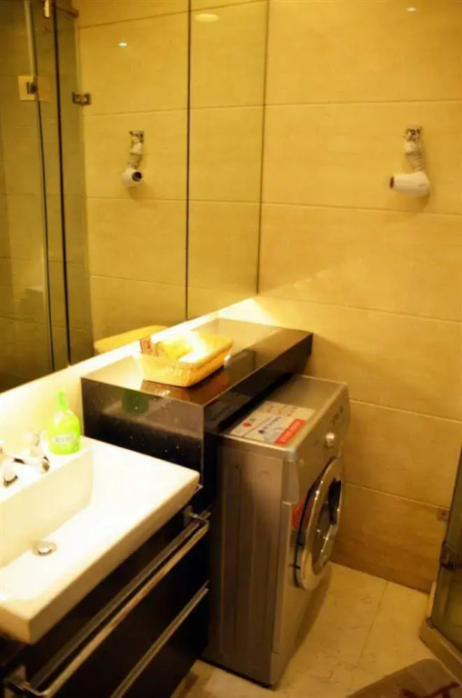 CQ Apartment Xingguang Branch