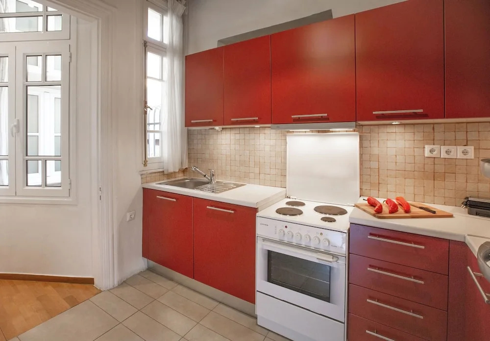 Neoclassical Apartment near Syntagma - Plaka by GHH