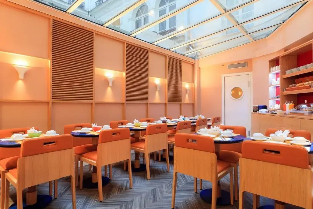 Maison Axel Opéra Paris