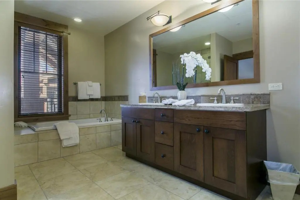 Stunning Top Floor Village at Northstar Residence! - Big Horn 502
