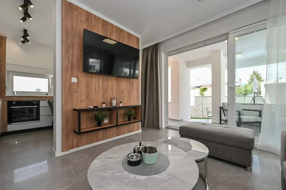 Nova Luxury Residence apartment with private heated pool
