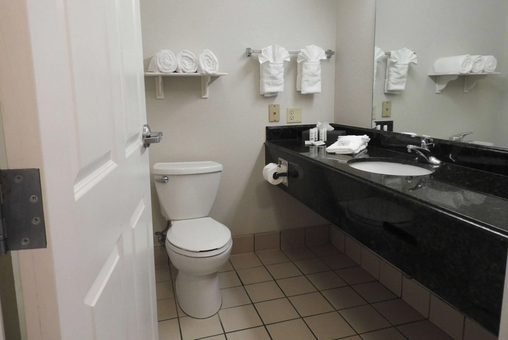 Stay Well Inn & Suites