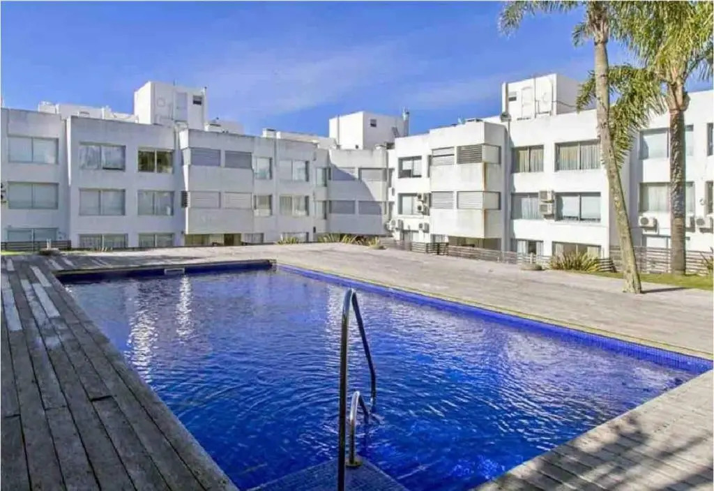 Esturion de Montoya - La Barra - Punta del Este - 4 pasajeros