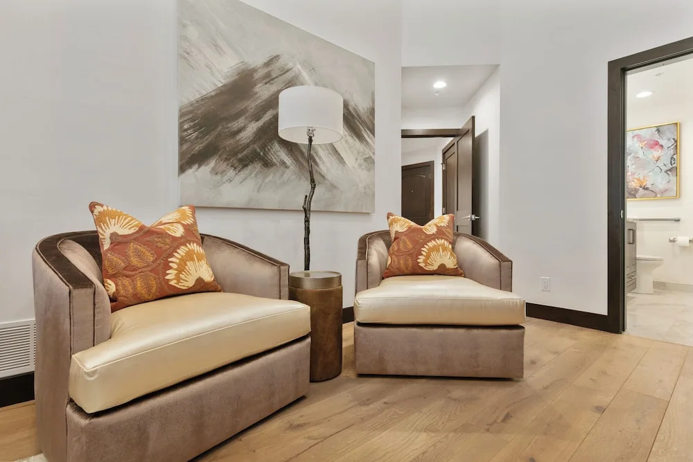 Ski Retreat Hot Tub 2br + Loft 2 Bedroom Condo